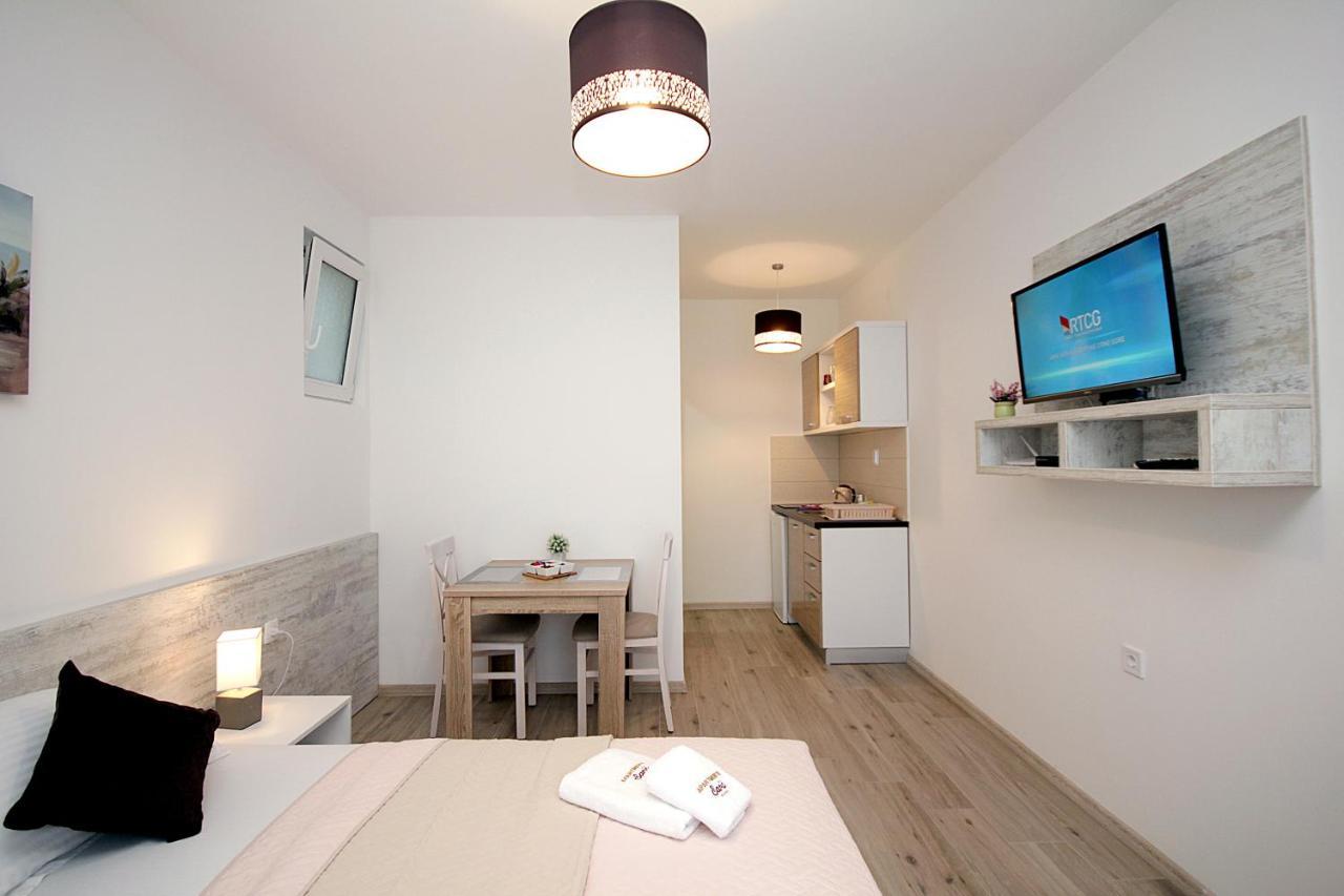 Apartments Saric Bar Exterior photo