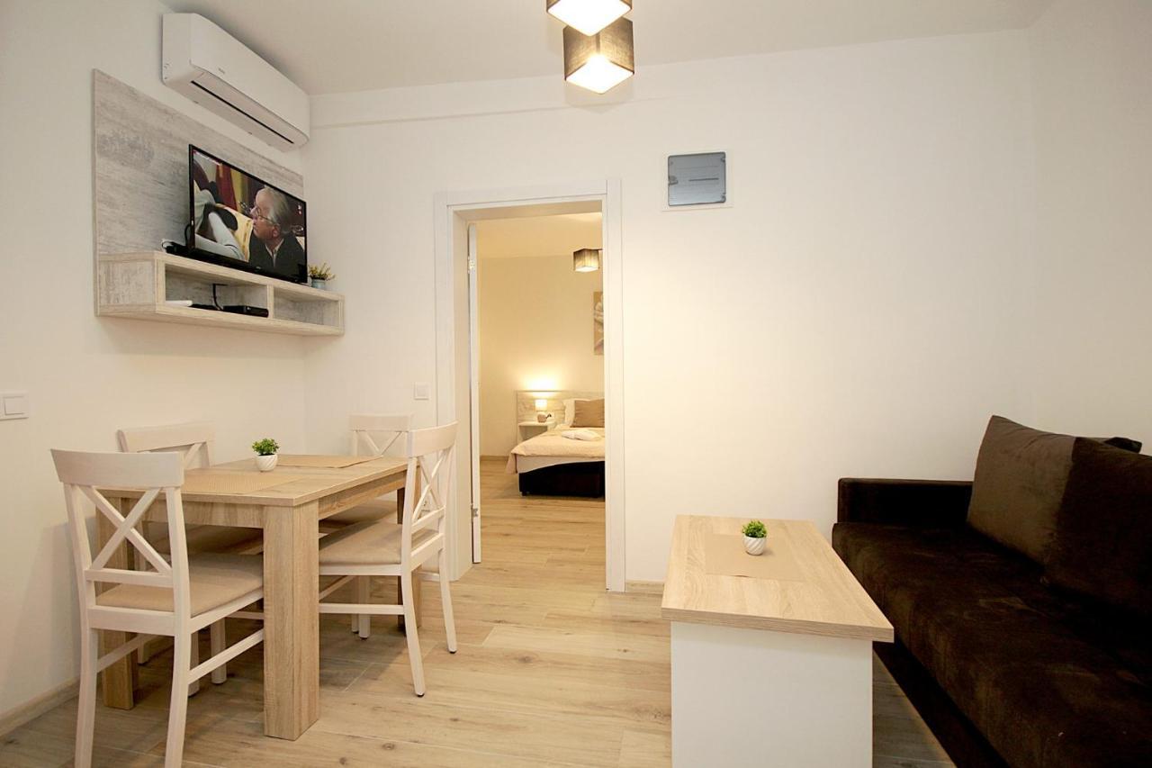 Apartments Saric Bar Exterior photo