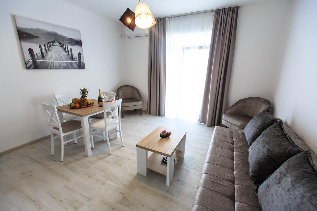 Apartments Saric Bar Exterior photo